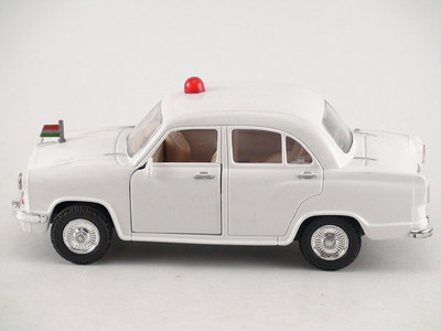 centy toys Toyzzone VIP Ambassador Car(White)