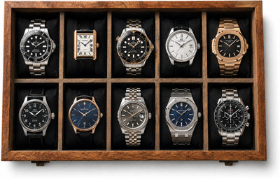 ArtRoots Enterprises Handcrafted Mango Wood Watch Organizer with Glass Display Watch Box(Brown, Holds 10 Watches)