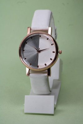DSQURE New Royal Embossed Designer Shiny Round Dial with Slim Fit Alluring Leather Belt High Quality Solid Designer Shine Rosegold Round Dial with Slim Fit Leather Belt Analog Watch - For Girls DSQURE New Royal Embossed Designer Shiny Round Dial with Slim Fit Alluring Leather Belt High Quality Solid Designer Shine Rosegold Round Dial with Slim Fit Leather Belt Analog Watch - For Girls
