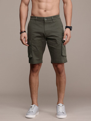 Roadster Solid Men Green Cargo Shorts