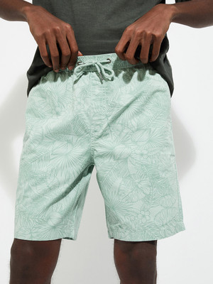 MAX Solid Men Green Regular Shorts