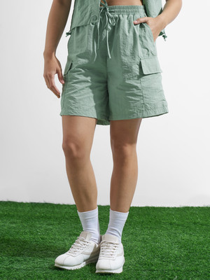 Tokyo Talkies Solid Women Green Regular Shorts
