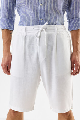 Snitch Solid Men White Basic Shorts