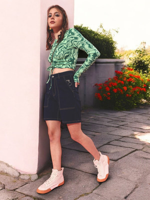 Dressberry Solid Women Denim Blue Regular Shorts