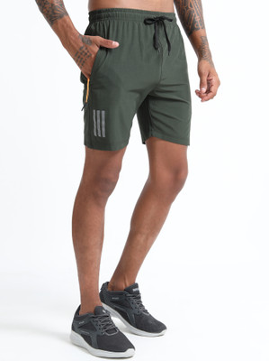 TENRUN Solid Men Dark Green Casual Shorts