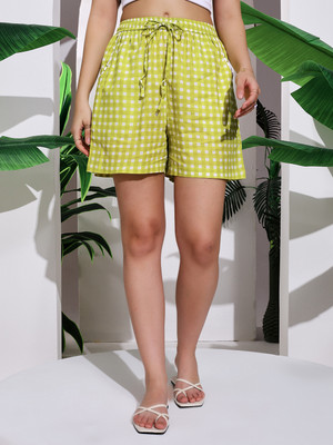 Ravaiyaa - Attitude Is Everything Floral Print Women Green Casual Shorts