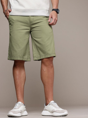 Roadster Solid Men Green Chino Shorts