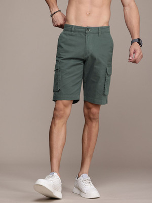 Roadster Solid Men Green Cargo Shorts