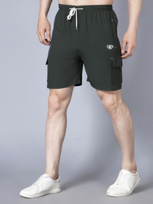 We Perfect Solid Men Green Cargo Shorts