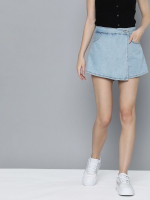 LEVI'S Solid Women Blue Denim Shorts