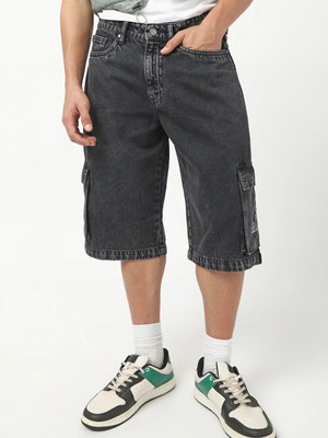 BEWAKOOF Dyed/Washed Men Grey Cargo Shorts