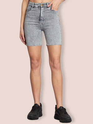 GUTI Self Design Women Grey Denim Shorts