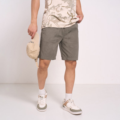 7 Alt by Pantaloons Solid Men Green Basic Shorts