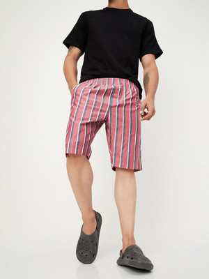 MAX Checkered Men Red Regular Shorts