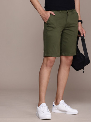 WROGN Solid Men Green Regular Shorts