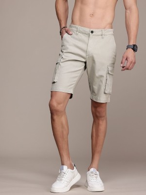 Roadster Solid Men Grey Cargo Shorts