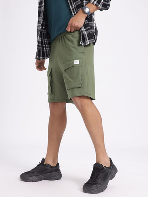 Glitchez Solid Men Green Cargo Shorts