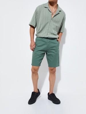 MAX Solid Men Green Regular Shorts