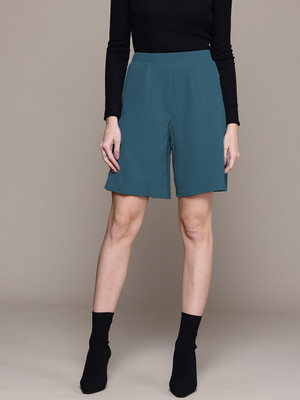 Roadster Solid Women Green Regular Shorts