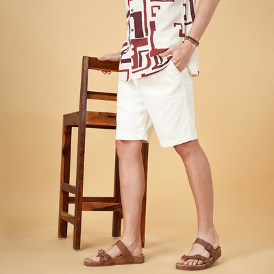 7 Alt by Pantaloons Solid Men White Basic Shorts