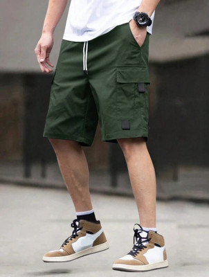 Pitzz Solid Men Green Cargo Shorts