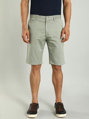INDIAN TERRAIN Solid Men Green Casual Shorts