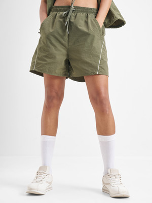 Tokyo Talkies Striped Women Green Regular Shorts