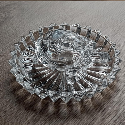 sanskaari Crystal Tortoise with tray for Good luck | Fengshui Vastu crystal glass Tortoise Decorative Showpiece  -  12 cm(Crystal, White)