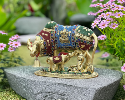 Hastcraft Kamdhenu Cow & Calf with Kanha Ji Idol, Religious GAU MATA Gold Plated StoneWork Decorative Showpiece  -  16 cm(Metal, Gold, Red, Green, Blue)