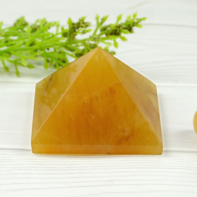 REIKI CRYSTAL PRODUCTS Citrine Pyramid Natural Crystal Pyramid 30-35 mm Reiki Healing Stone Pyramid For Vastu Correction And Increase Energy Decorative Showpiece  -  3.5 cm(Crystal, Yellow)