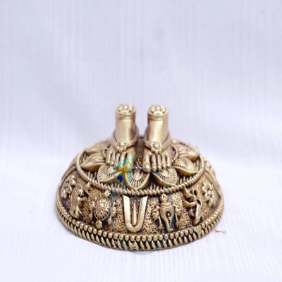 Shreeji Decorative Showpiece  -  10 cm(Brass, Gold)