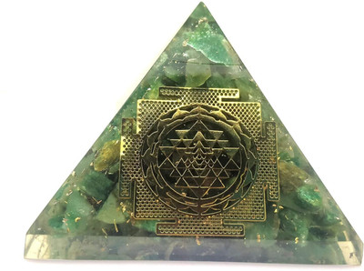 Treemaison Coronating Homes Vastu Green Mica Shreeyantra Crystal Pyramid (2 Inch) Decorative Showpiece  -  5.08 cm(Crystal, Dark Green)