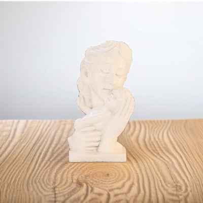 Miss Peach Eternal Bond Resin Mother and Son Statue - Heartwarming Home Decor office Gift Decorative Showpiece  -  29 cm(Polyresin, White)