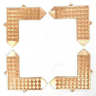 Plus Value Copper Corner Pyramid, Vastu Dosh Nivaran/Correction Remedies Decorative Showpiece  -  8.5 cm(Copper, Copper)