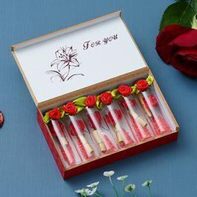 eCraftIndia Red Message Bottle Wooden Box Set Decorative Showpiece  -  3 cm(Fiber, Red)