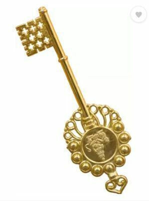 Trishakti Metal Fengshui Kuber Kunji Key Decorative Showpiece  -  2 cm(Brass, Gold)