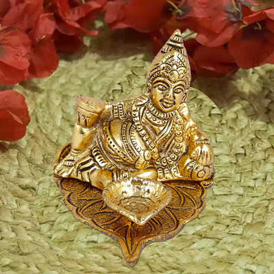 Kitlyn Kuber Deepak on Leaf |Kubera Diya Murti for Temple Decor|Religious Idol Brass Table Diya(Height: 3.5 inch)