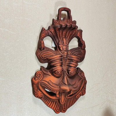 RRBATTLEPOINT Metal Nazar Battu/Keertimukh/Evil Eye Protector for Home Vastu Feng Shui Wall Decorative Showpiece  -  16.5 cm(Metal, Copper)