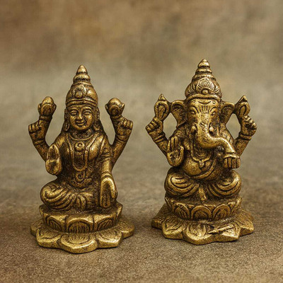 Sunpic Brass Lakshmi Ganesh Statue Set | Decorative Hindu God Idol Pair for Puja Decorative Showpiece  -  10 cm(Brass, Gold)
