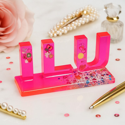 Resinbysona ILU Love Decorative Resin Showpiece Decorative Showpiece  -  10 cm(Resin, Pink)