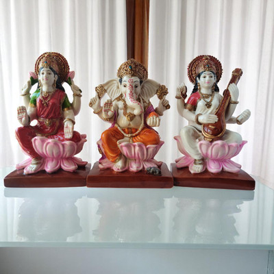 Anantamitra Anantamitra Ganesha Lakshmi Saraswathi Idols – Poly Marble Showpiece Decorative Showpiece  -  18 cm(Marble, Multicolor)