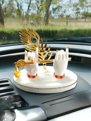 D K MART Mini Krishna Hand Idol For Car Dashboard & Office Table, God Statue Gift Purpose Decorative Showpiece  -  9.5 cm(Resin, White)