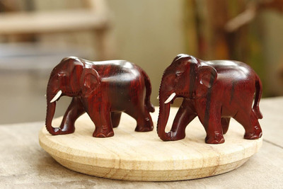 Mamta Handicrafts Original Red Sandalwood Elephant Pair Down Trunk 2 INCH for Vastu,Home,Office Decorative Showpiece  -  5 cm(Wood, Red)