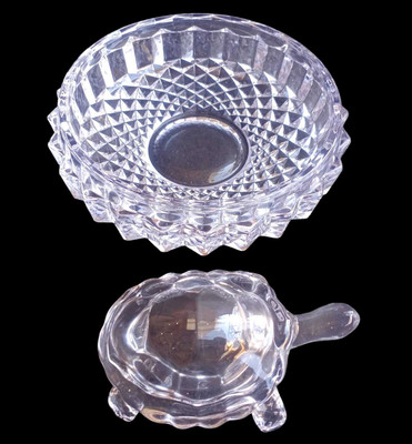 PoojaPaath Tortoise with Plate Kachua Yantra Vastu Decorative Showpiece  -  3 cm(Crystal, Glass, Clear)