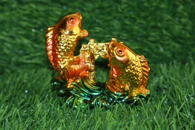 salvusappsolutions Feng Shui Antique Showpiece Resin Made Golden Color Double Fish (3x3 inch) Decorative Showpiece  -  7 cm(Polyresin, Gold)