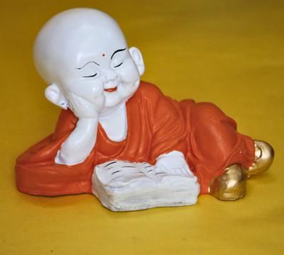 Flipkart SmartBuy Joyful Resin Laughing Buddha Showpiece - Auspicious Home Decor Decorative Showpiece  -  13 cm(Polyresin, Orange, White)