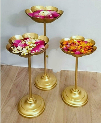 design magnifique Taj urli bowl set 3 tea light candle holder & floating diya stand diwali decor Decorative Showpiece  -  36 cm(Iron, Gold)