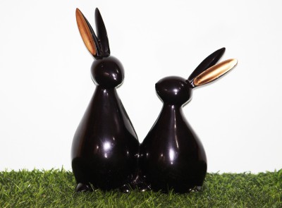 Miss Peach Pair of Resin Rabbit Showpiece for home decoration|Animal Showpiece|statue gift Decorative Showpiece  -  20.6 cm(Polyresin, Black, Gold)