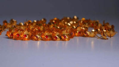 Mahita Collections Pure Silver Gold Plated Kundan Flowers Pack Of 108 43G Decorative Showpiece  -  1.016 cm(Silver, Gold)