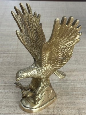 vastu Eagle Statue Wild Bird Flying Golden EAGLE Showpiece For Home Decor Decorative Showpiece  -  15 cm(Brass, Gold)